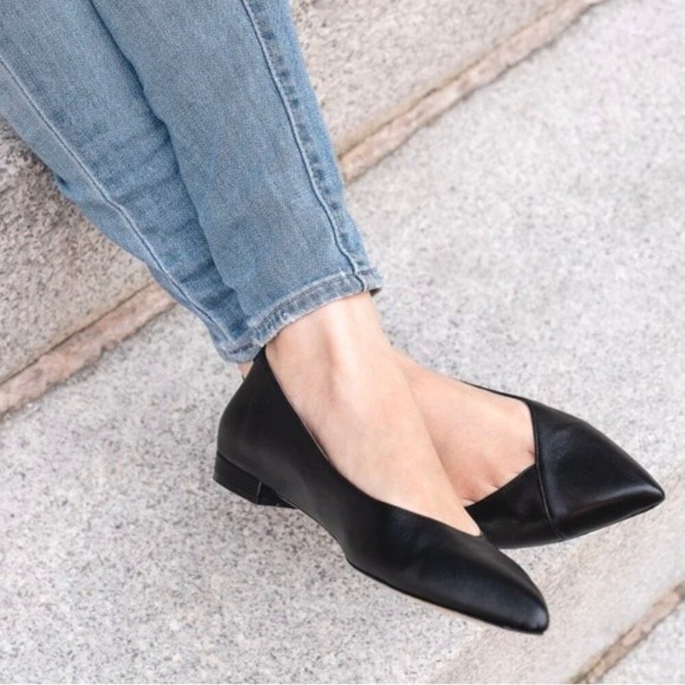New women's EU US 4.5 all leather flats Ally of New York no box retails 225.00